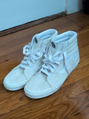 Vans Sk8-Hi High-Top Sneakers White Pig Suede Mens Size 9.0